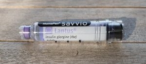 Може ли да користам пенкало за шприц и кертриџ со различни видови на инсулин?
