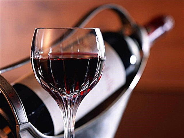Կարմիր և չոր գինին իջեցնում է, թե՞ մեծացնում ճնշումը: