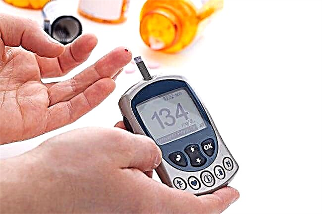 Bluttzocker 10: wat heescht et, wéi eng Zort Diabetis?