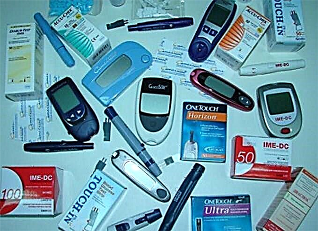 အိမ်တွင်သွေးသကြားဓာတ်တိုင်းကိရိယာ