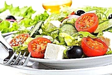 Salad pou dyabèt tip 2: resèt ak yon lis manje pèmèt