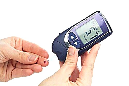 Glacometer Bracelet - isang modernong gadget para sa mga diabetes