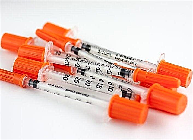 Insulin syringe - pangkalahatang-ideya ng aparato, mga tampok ng layout, presyo